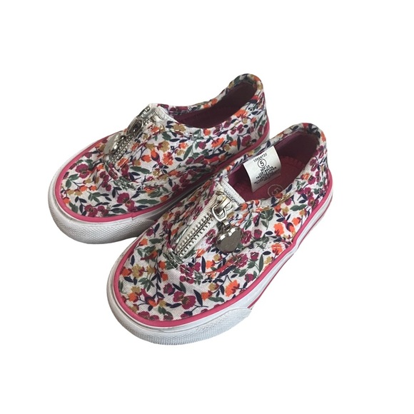 U.S. Sports Other - U.S. Sports Girls Floral Flats. Size: 5 Toddler- Multicolor. Good Condition.